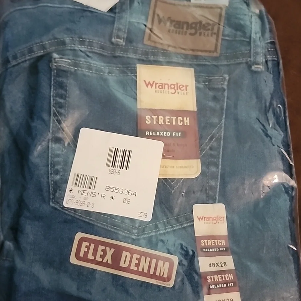 Wrangler Rugged Wear Relaxed Stretch Flex Denim Jeans Mens 48 x 28 NWT